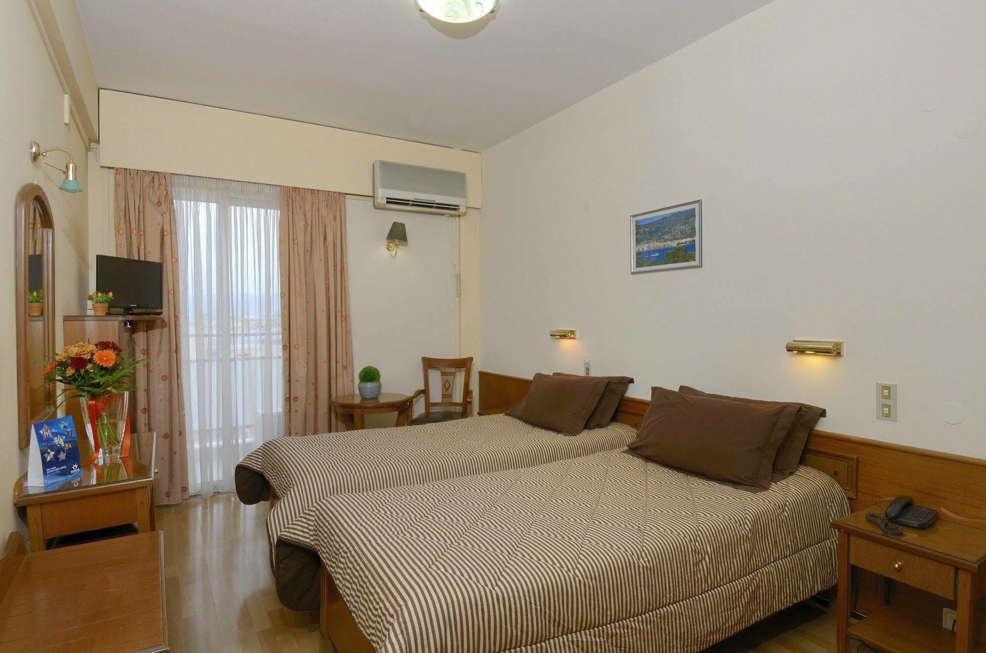 Hotel Nefeli Vólos Extérieur photo