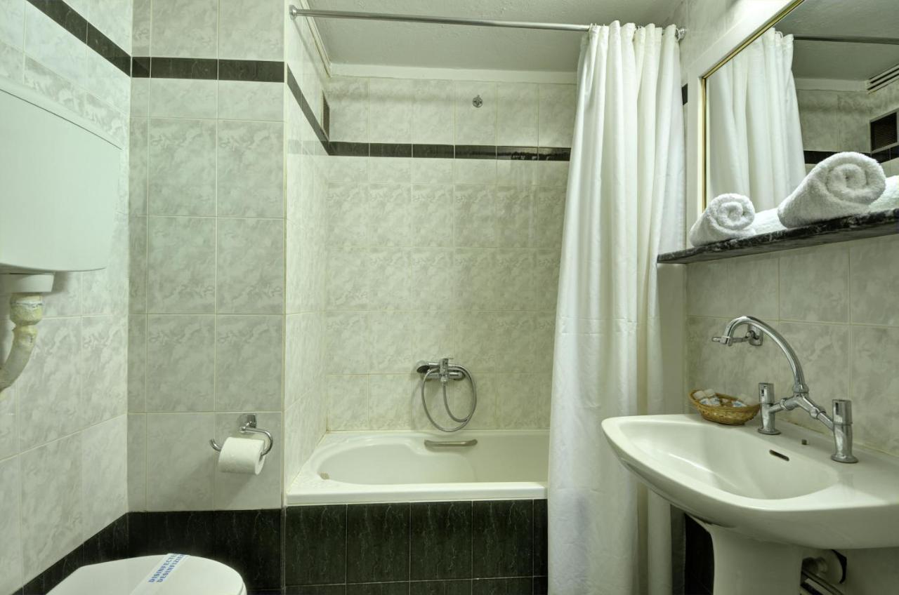 Hotel Nefeli Vólos Chambre photo