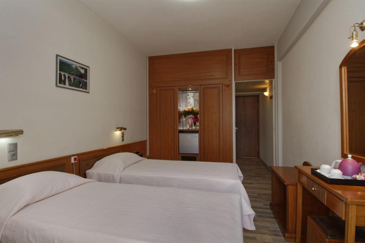 Hotel Nefeli Vólos Extérieur photo