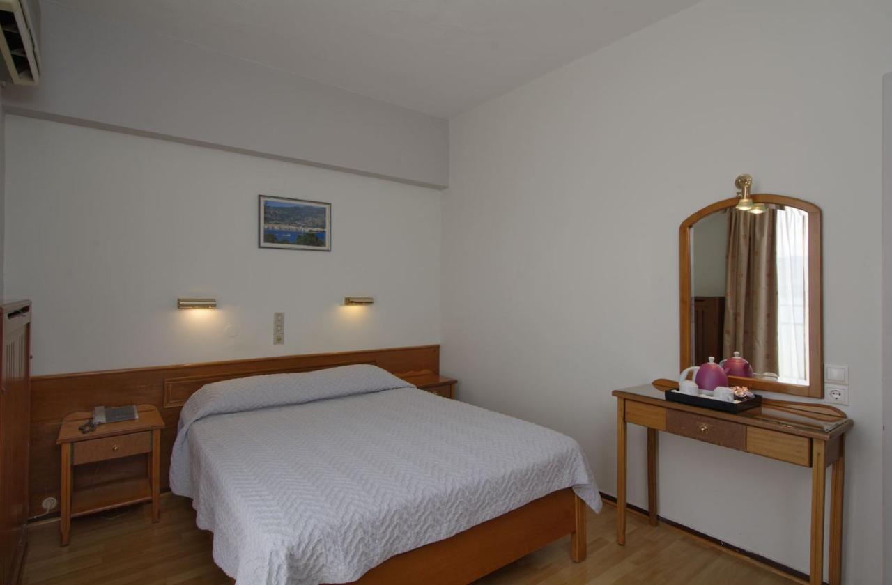 Hotel Nefeli Vólos Extérieur photo